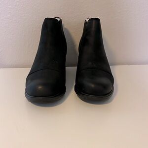 Sorel Evie II Waterproof Ankle Boots